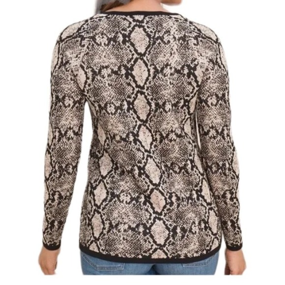 Chico's cream Python Print Tie Neck Sweater size 12 (3600) - Picture 9 of 10